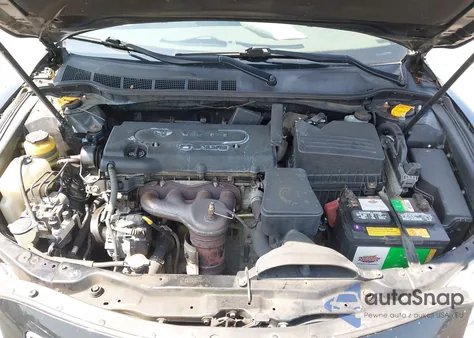 2009 Toyota Camry Xle z USA, uszkodzony, nr VIN 4T4BE46K19R127650